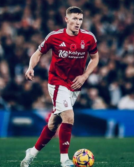 诺丁汉森林标价埃利奥特&middot;安德森：明夏转会或掀波澜