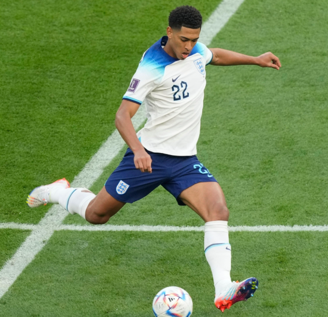 英格兰国家队10号位：群星璀璨下的激烈角逐